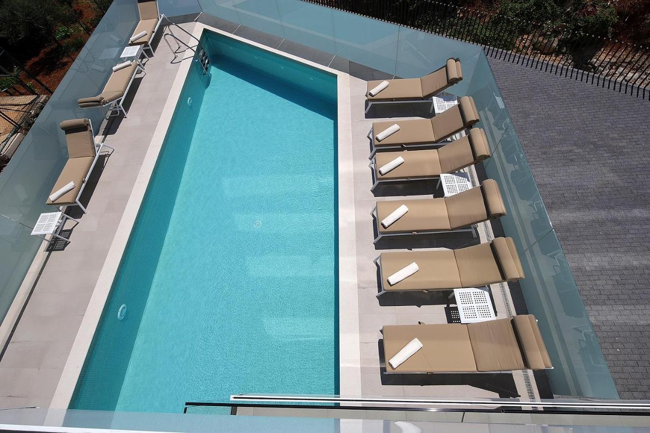 New With Swimming Pool Near The * Icici