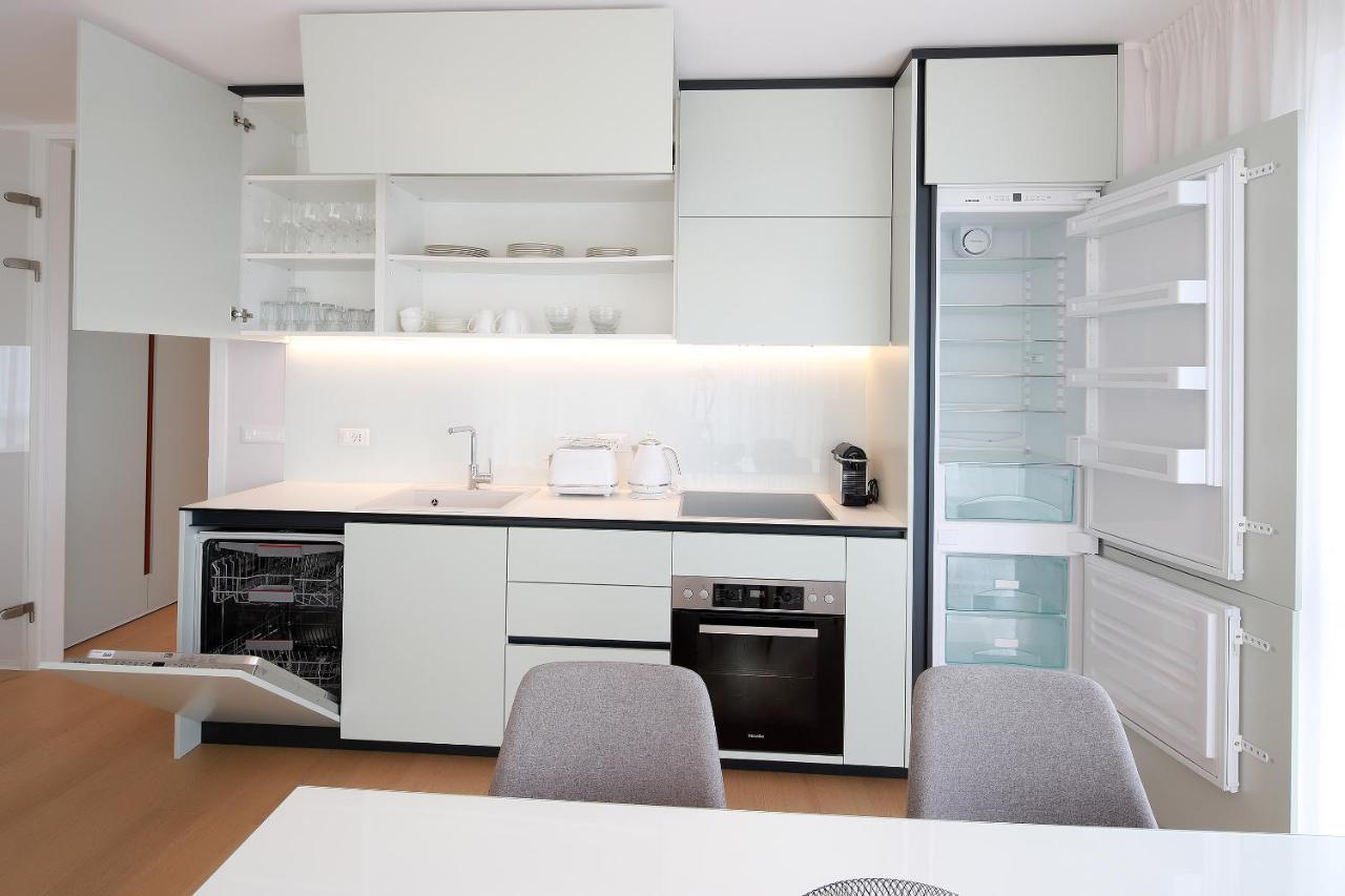 Apartment New With Swimming Pool Near The *