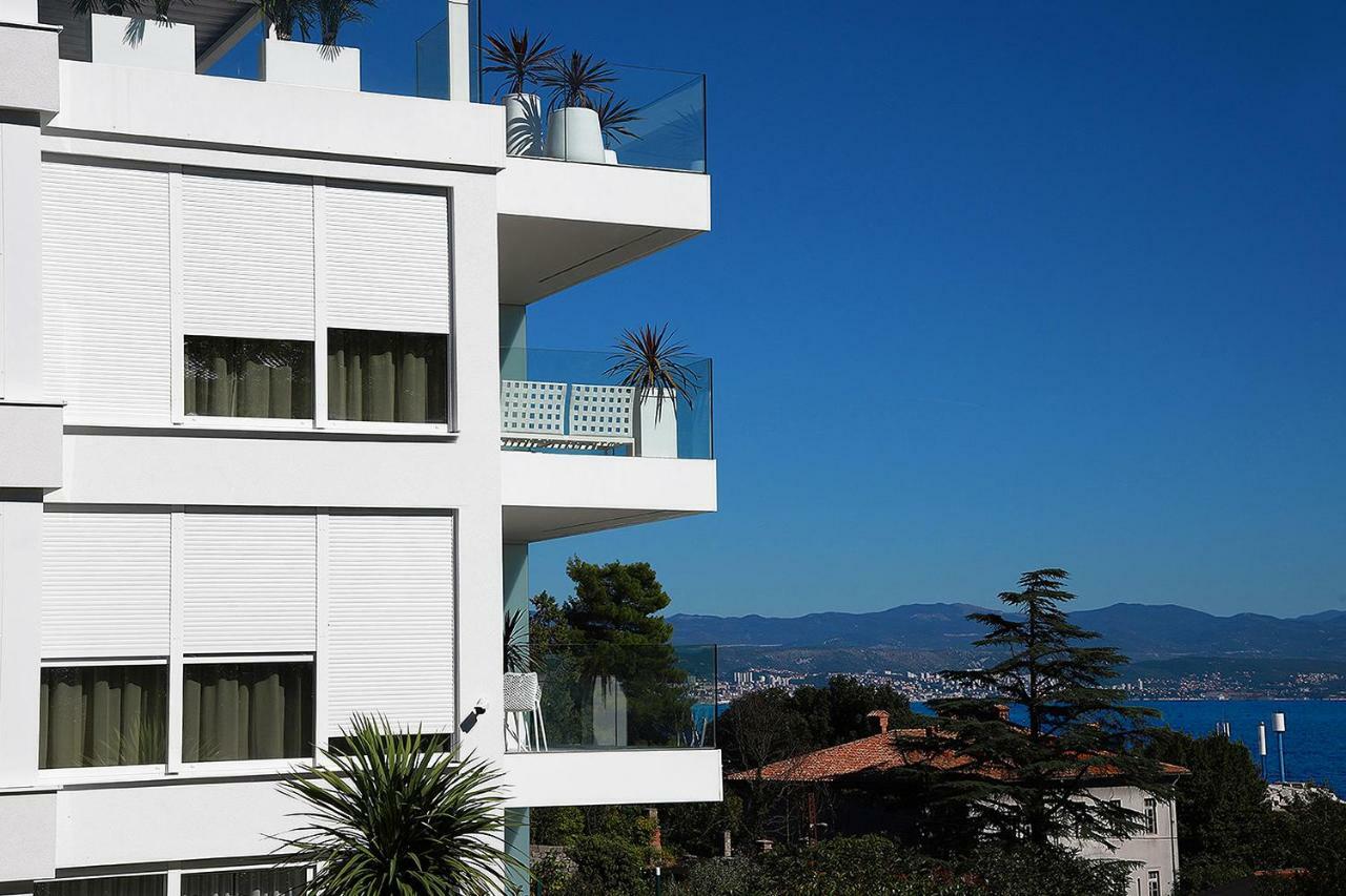 Apartment New With Swimming Pool Near The Icici