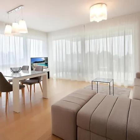 New Apartment With Swimming Pool Near The Beach Icici Exterior photo